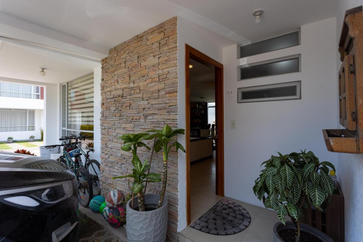 Tumbaco, Casa en Venta, 3 Dorm., Terraza Exclusiva, 250 m² — imagen 7