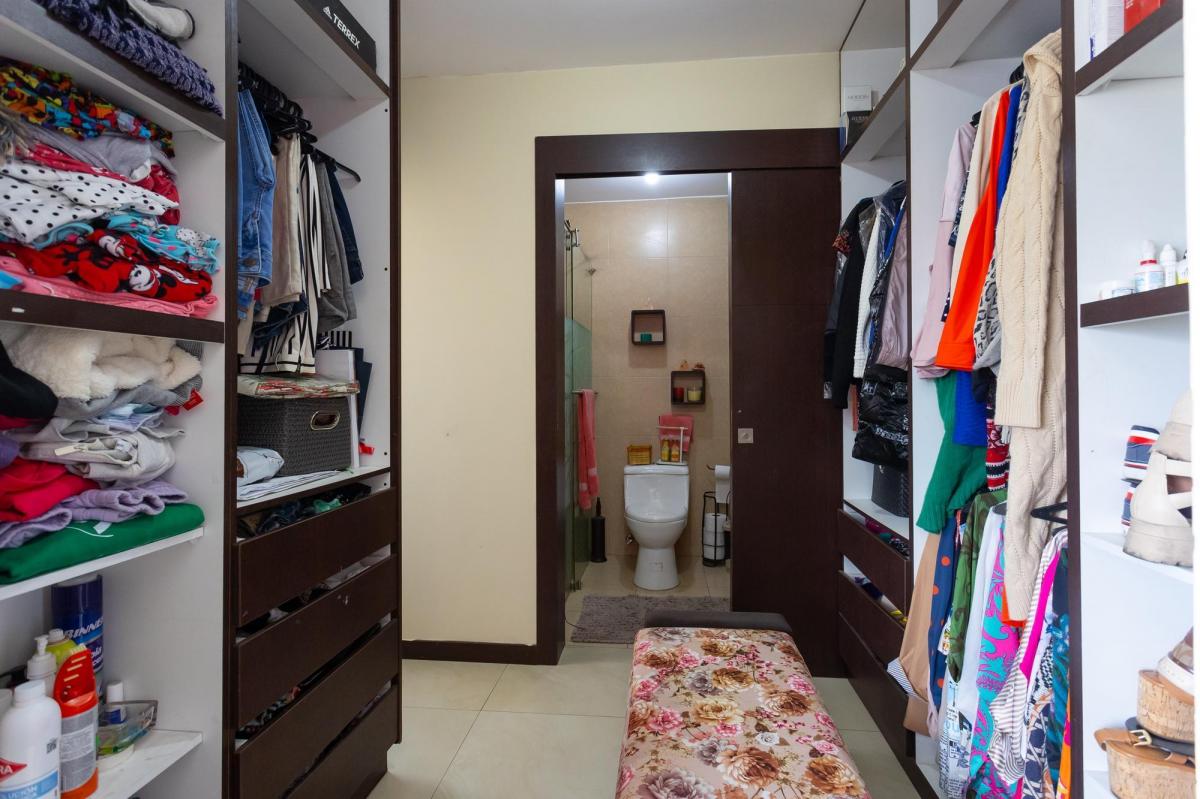 Tumbaco, Casa en Venta, 3 Dorm., Terraza Exclusiva, 250 m² — imagen 5