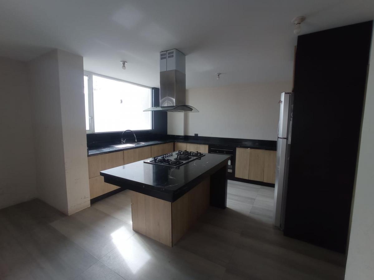 Casa con 288 m² y 3 Dorm. en Venta en Atuntaqui, Imbabura — imagen 7
