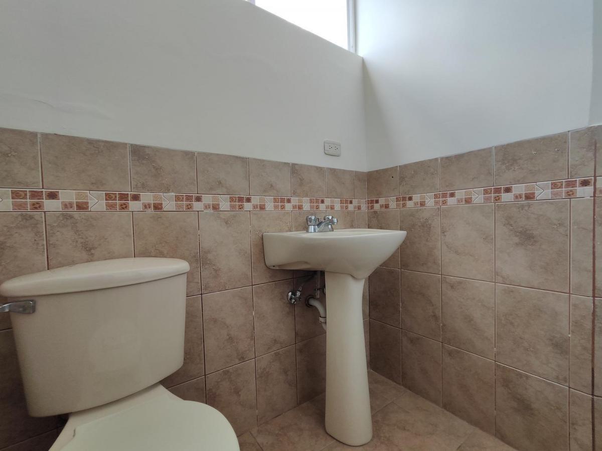 Casa en Venta Dentro de Conjunto Habitacional — imagen 6