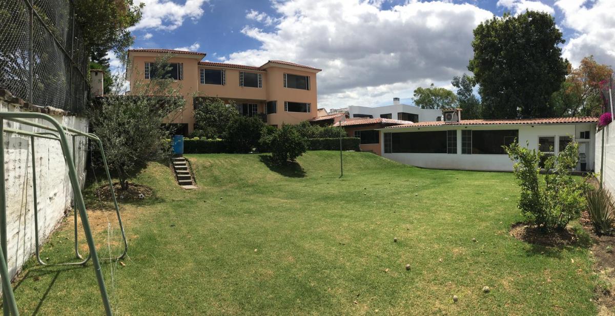 Jal. Venta Casa 6 Dorm. Cumbayá, 1171 m² Terreno y Jardín. Provincia de Pichincha — imagen 6