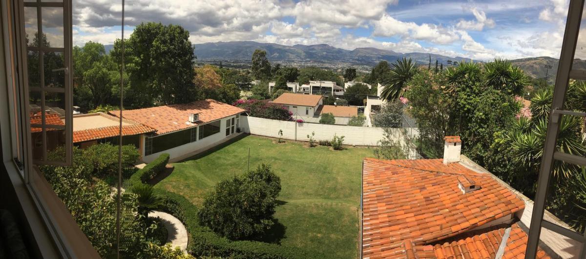 Jal. Venta Casa 6 Dorm. Cumbayá, 1171 m² Terreno y Jardín. Provincia de Pichincha — imagen 5