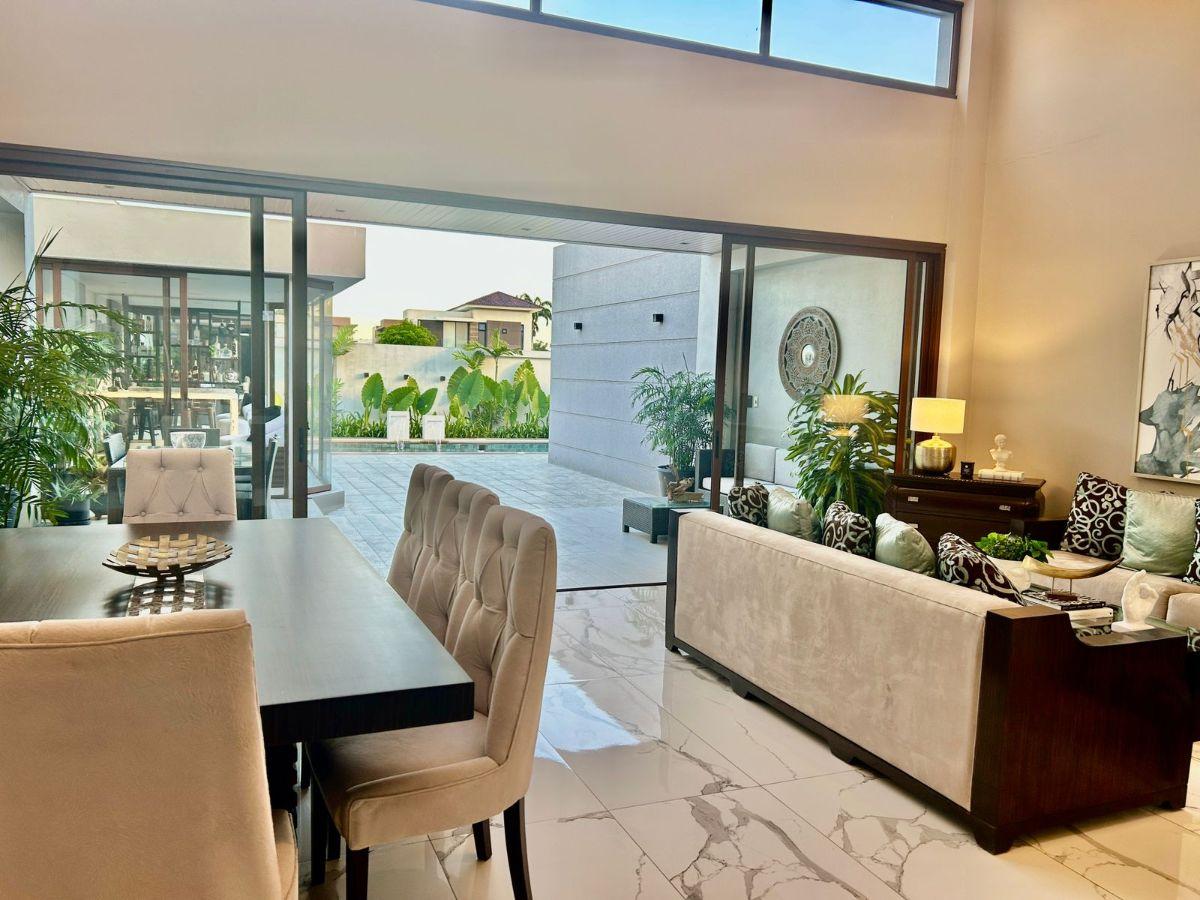 Vendo Moderna Casa en Samborondon, Isla Mocoli, 1 Planta, Piscina, Guayas — imagen 6