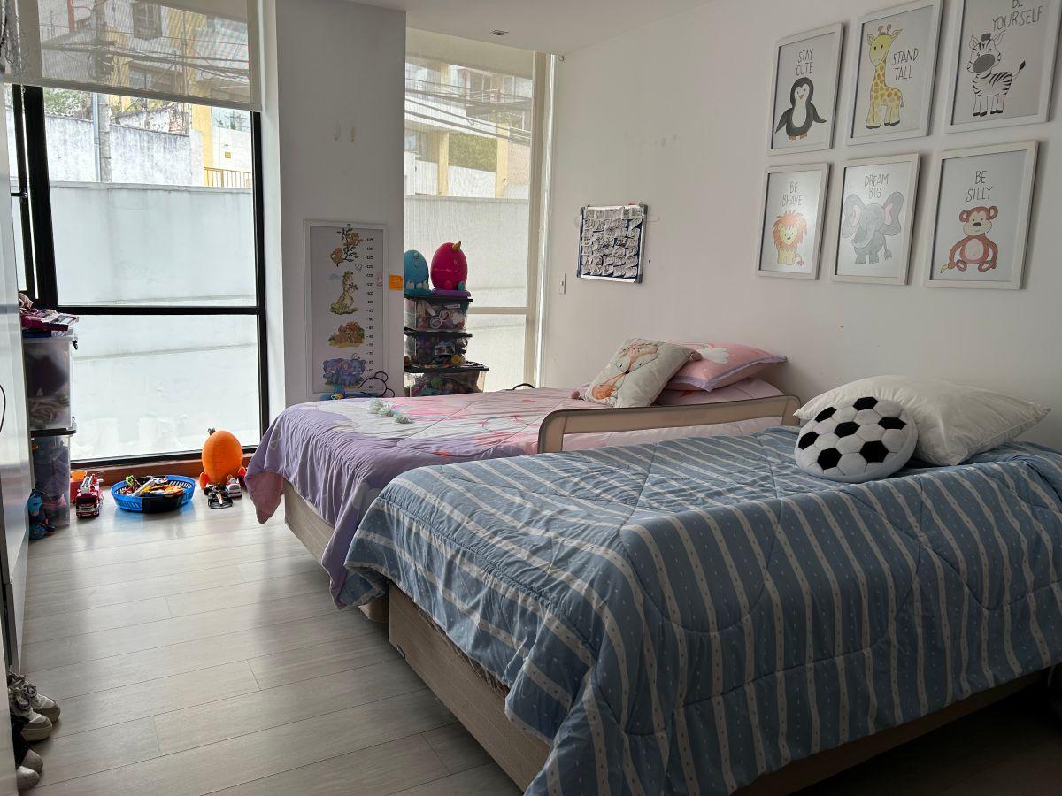 Vendo Lindo y Luminoso Departamento Quito Tenis — imagen 4