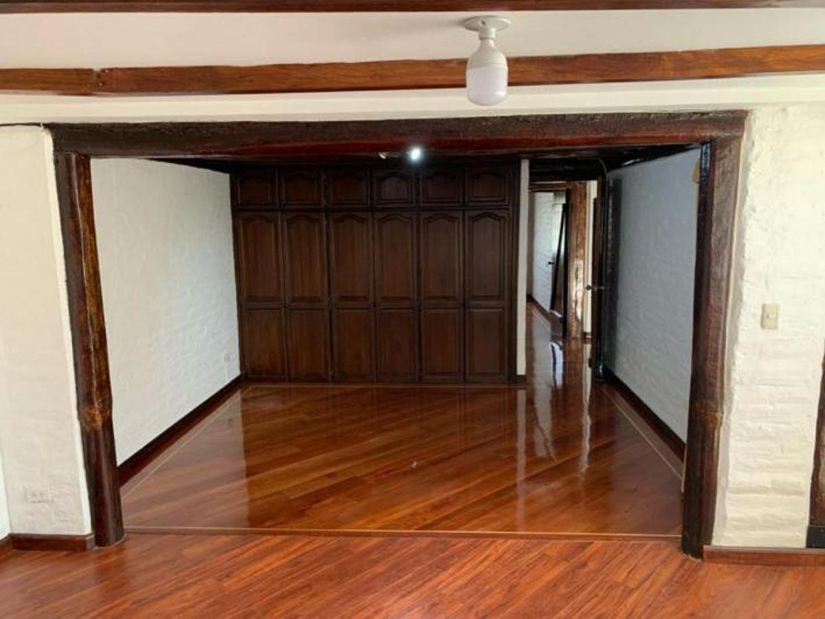Vendo Casa Independiente Para Uso Comercial o Vivienda Sector Chaquiñan — imagen 2