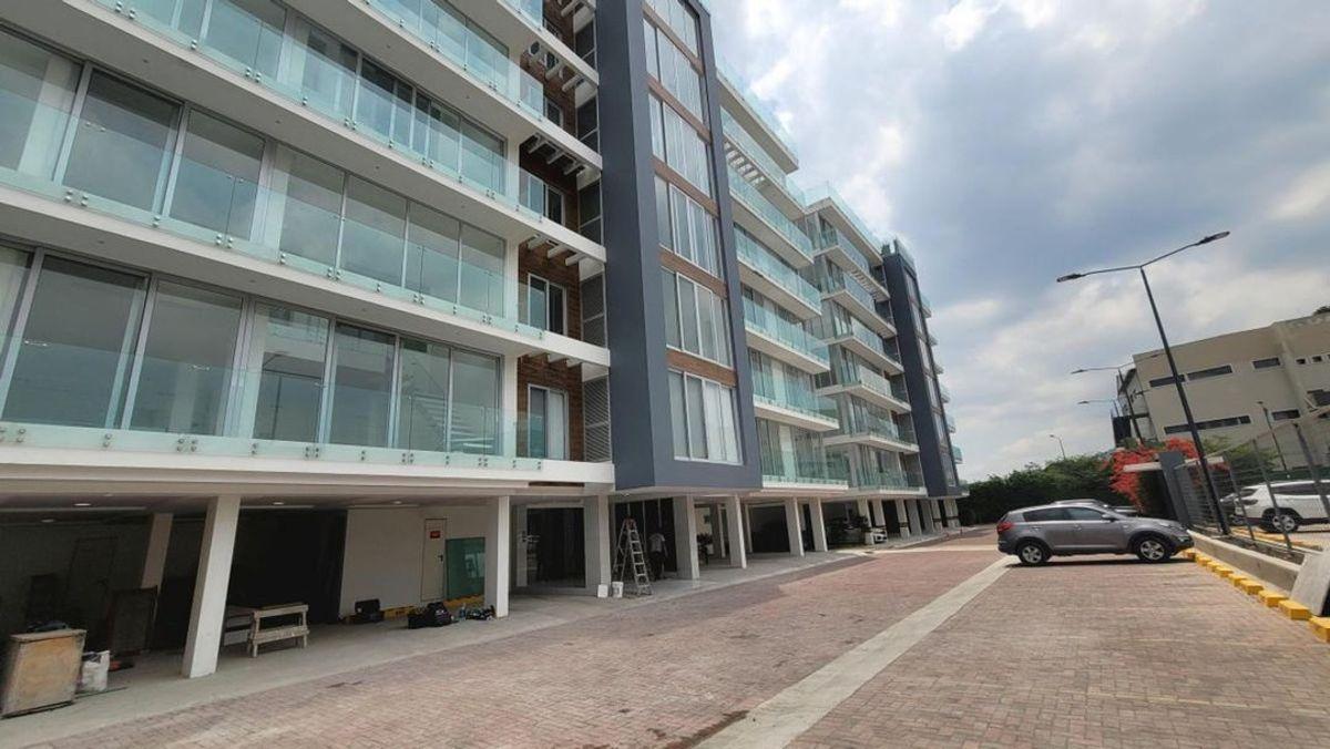 En Venta / Renta Departamento en Torres de La Costa - Mae. Recalde, Guayas — imagen 10