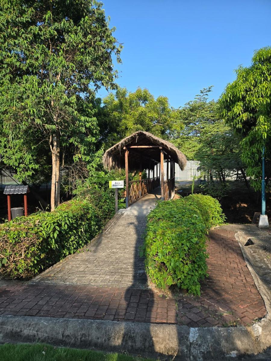 Terreno en Venta en Urbanización Playa Escondida, Manabí — imagen 9