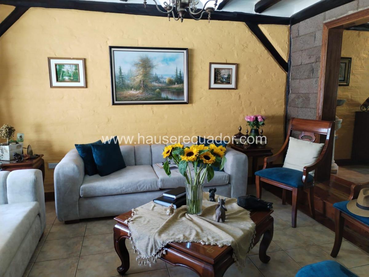 Amplia Casa en Urbanización Privada | Jardín, Bbq y Seguridad 24/7 — imagen 8