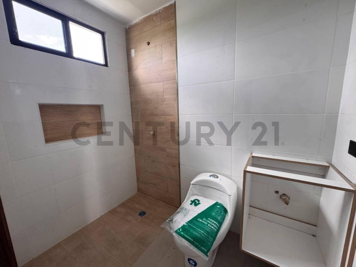 Venta de Casa en Urb. Logare, Via Salitre, Guayas — imagen 4