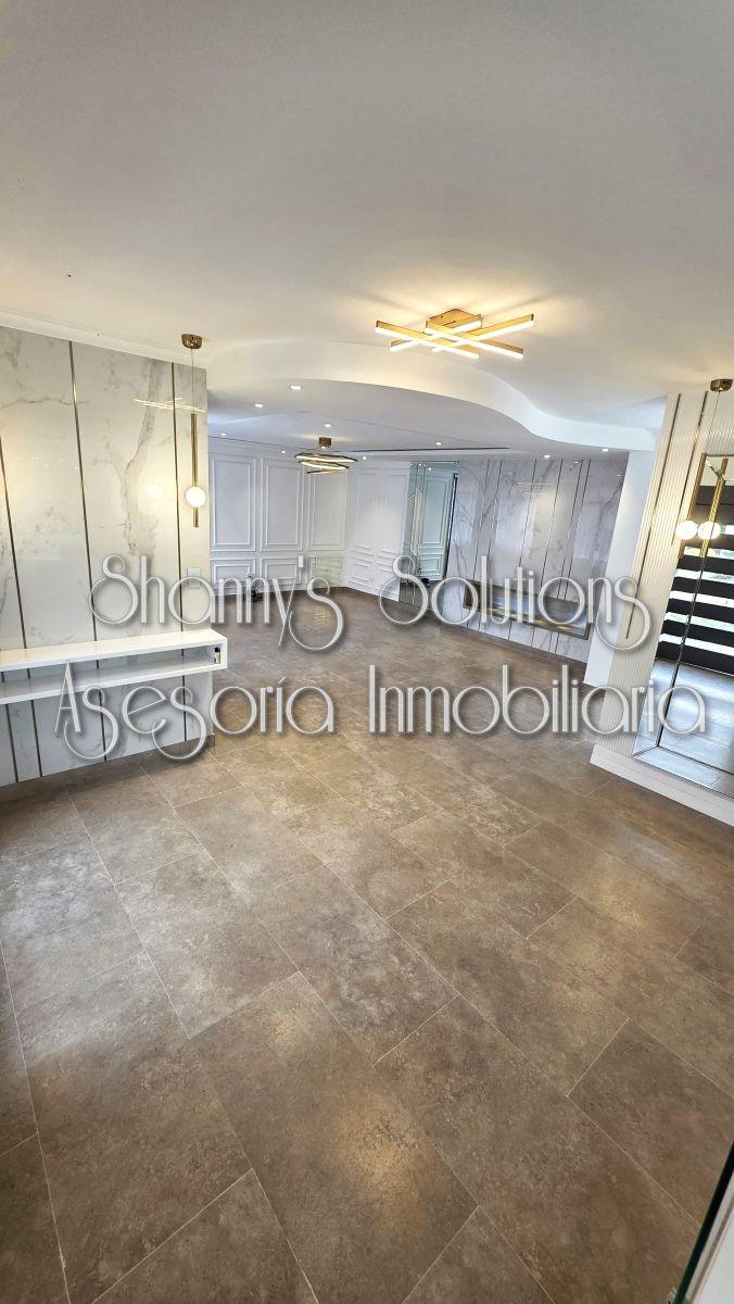Samborondon Km 10. - Venta Casa con 4 Hab, Piscina, Patio, Balcones y Garajes, Guayas — imagen 6