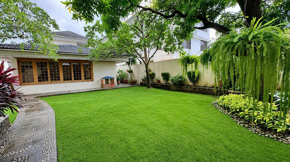 Urdesa - Venta Casa Sin Amob de 2 Plantas con 3 Hab, Estudio, Patio, Areas Verdes, Guayas — imagen 10