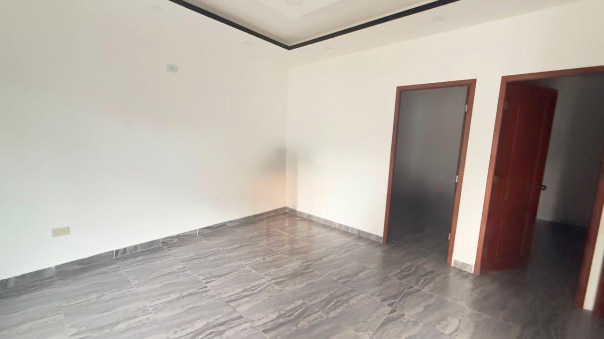 Venta, Casa de Una Planta con Uso de Suelo Comercial en Orquídeas, Guayas — imagen 2