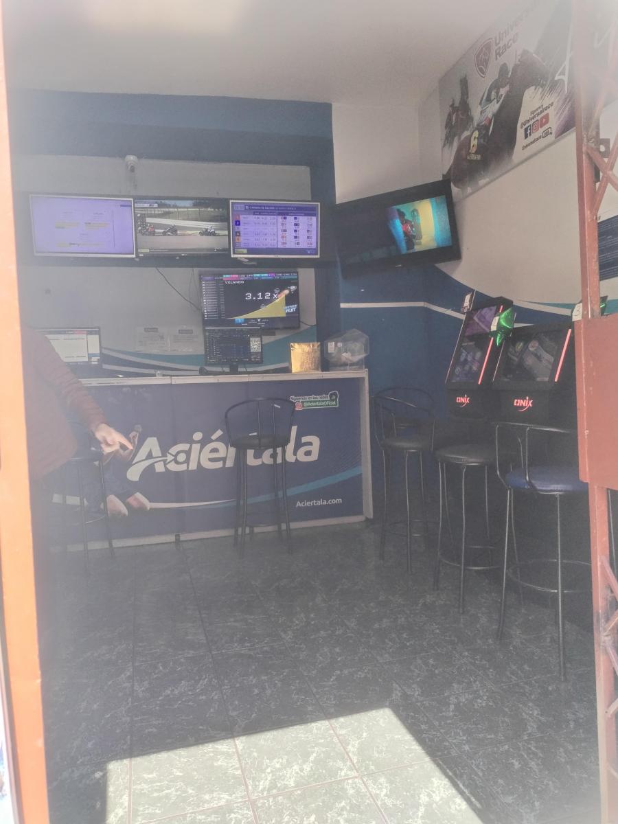 Casa Comercial / Rentera Centro Histórico Quito /plaza Grande / Marin — imagen 5