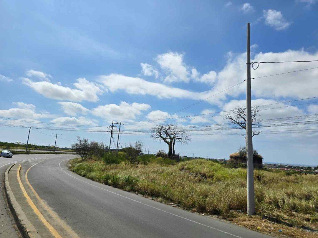 Terreno de Venta en Manta Via Circunvalacion Gj/z, Manabí — imagen 3