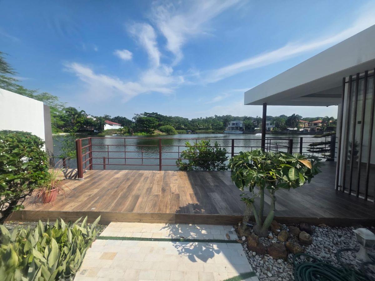 Samborondón, Se Vende Hermosa Casa Moderna 4 Dorm. con Piscina Vista a La Laguna, Guayas — imagen 8