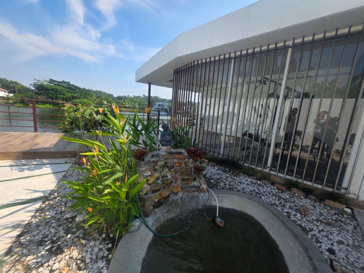 Samborondón, Se Vende Hermosa Casa Moderna 4 Dorm. con Piscina Vista a La Laguna, Guayas — imagen 7