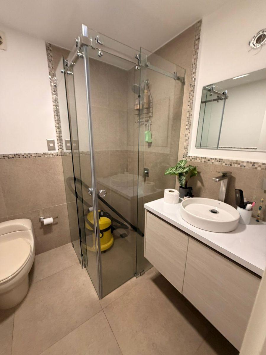 Venta. Departamento Remodelado - Moderno en Jardines del Este — imagen 4