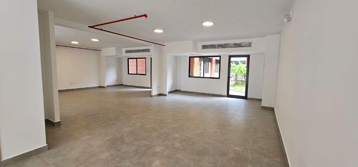 Invierte en Almax Center, El Nuevo Punto Comercial de Samborondón, Guayas — imagen 7