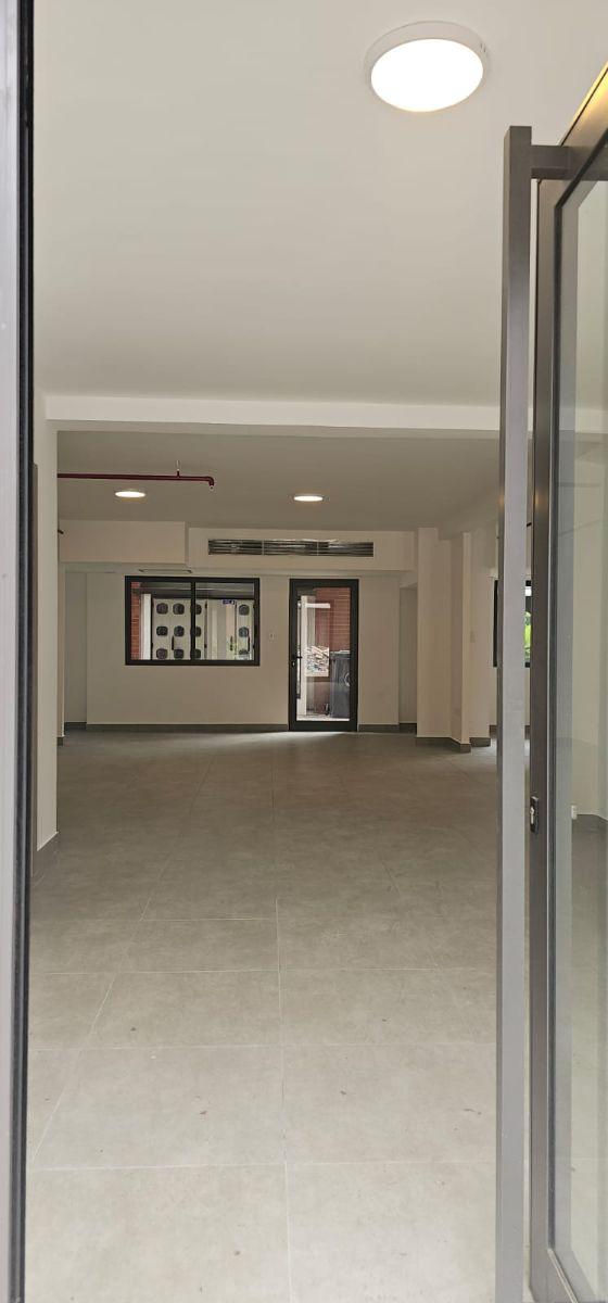 Invierte en Almax Center, El Nuevo Punto Comercial de Samborondón, Guayas — imagen 2