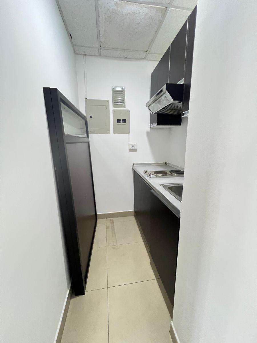 Se Vende o Se Alquila Oficina en Parque Empresarial Colon, Guayas — imagen 5