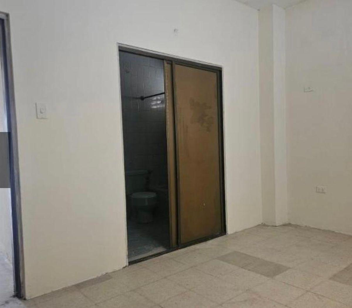 Casa Comercial y Rentera a La Venta Sobre Av Principal Garzota, Guayas — imagen 3