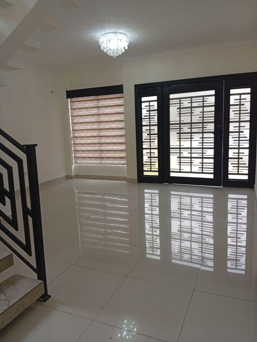 Casa en Venta Ciudad Celeste 4 Dorm., Piscina, Guayas — imagen 10