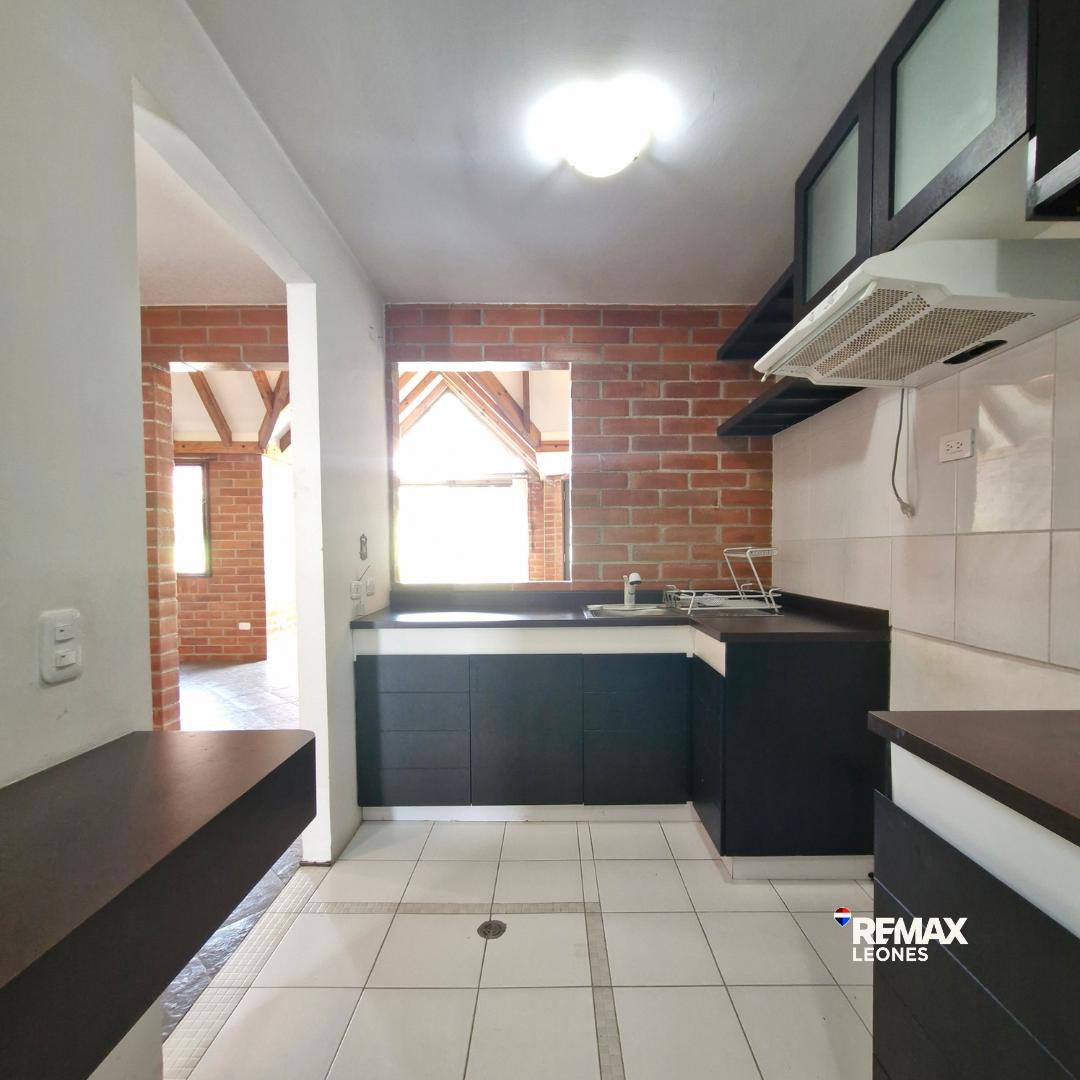 ¡Tu Casa Ideal en Pomasqui! El Hogar Que Hará La Vida de Tu Familia Más Fácil. Provincia de Pichincha — imagen 3