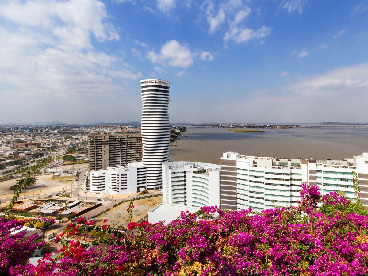 Oficina en Venta en Edificio The Point, Puerto Santa Ana, Guayas — imagen 9