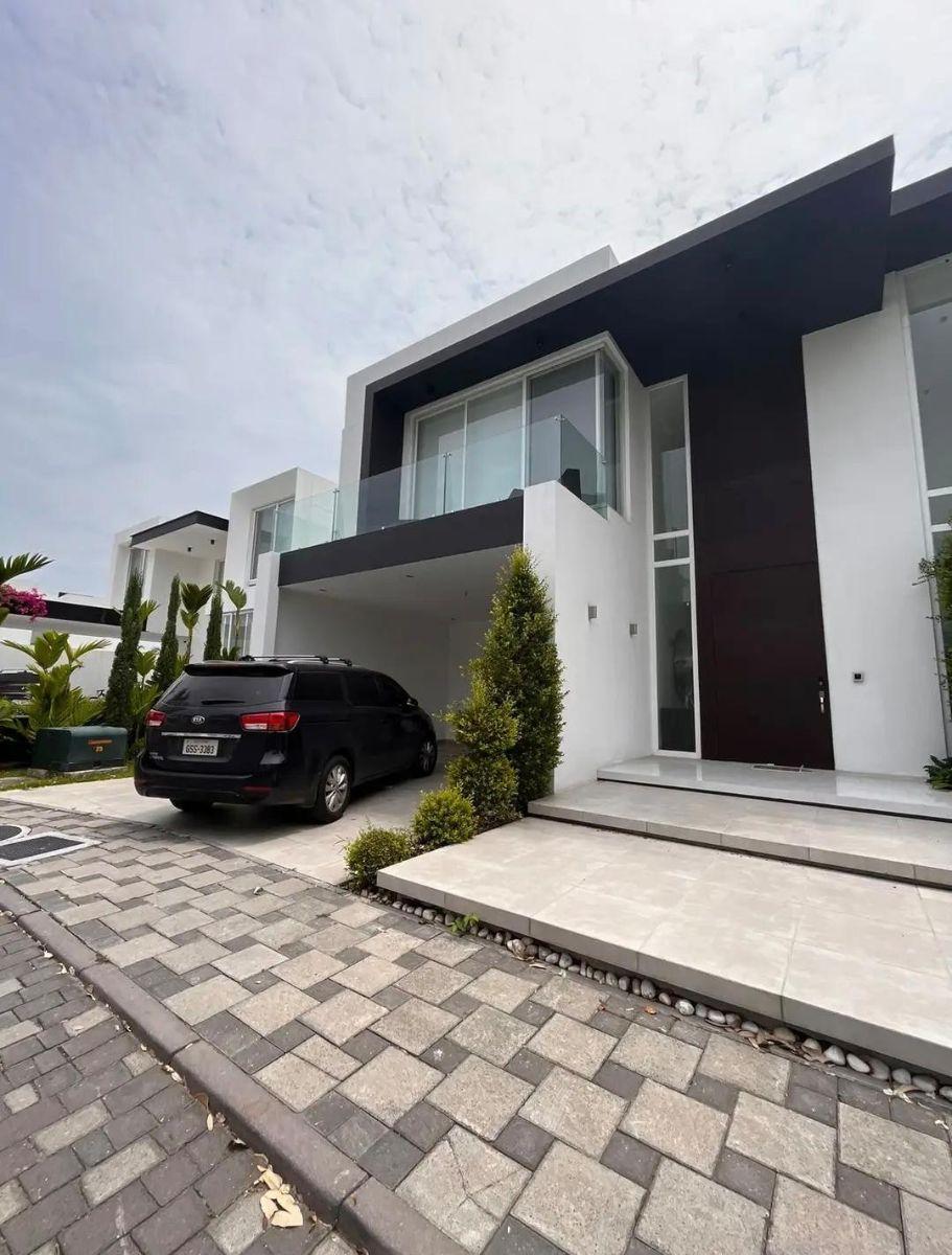 Vendo Casa en Urb. L´isola, Isla Mocoli, Samborondon, Guayas — imagen 10