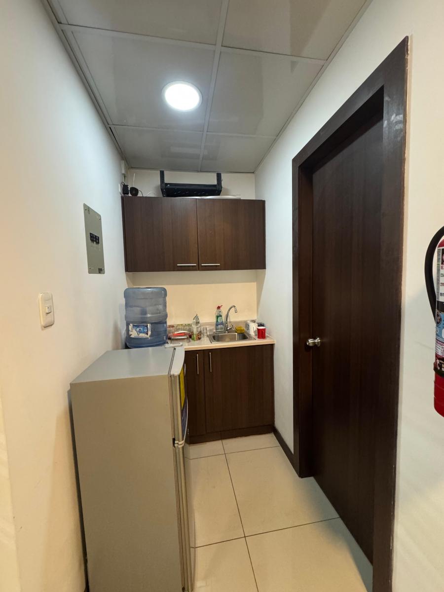 Hermosa Oficina de Venta (Plataforma Financiera) — imagen 5