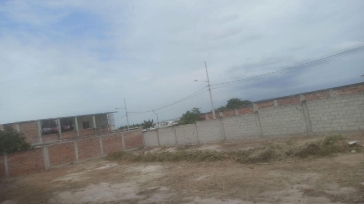 Terreno Esquinero de Venta en Manta Zona Centro, Manabí — imagen 10