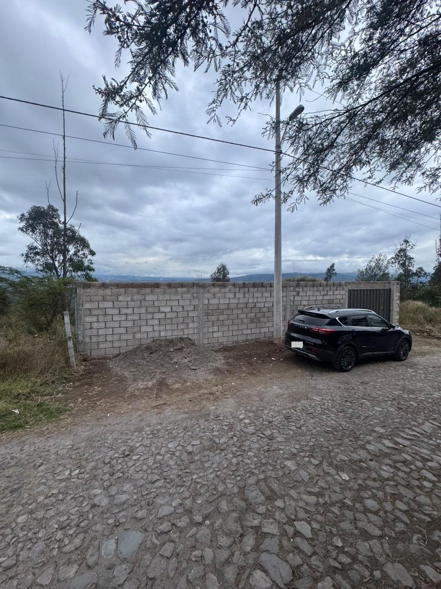 1000 m² de Terreno con Cerramiento y Frente a La Calle en Nayon — imagen 10