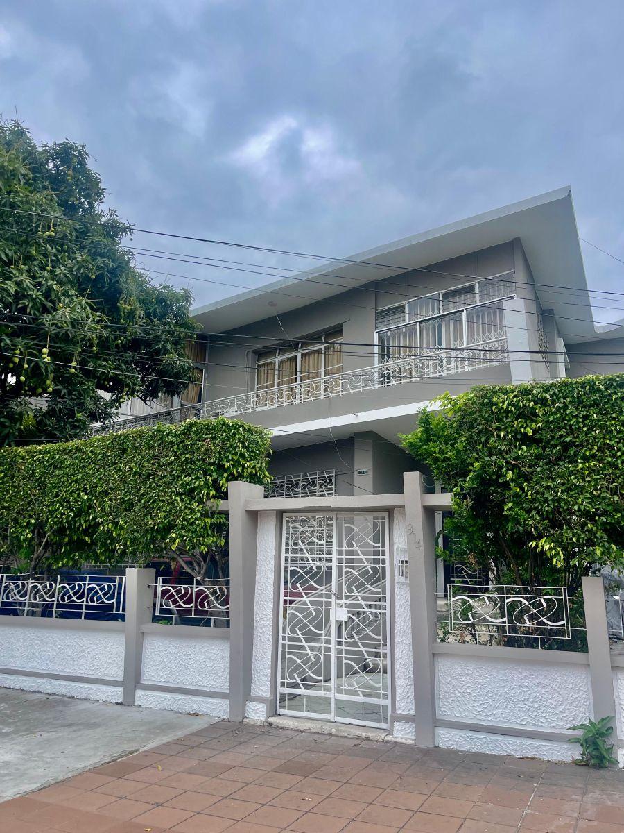 6133. Urdesa Central - Alquilo Casa Comercial, Frente Al Supermaxi 1000 m², $5000, Guayas — imagen 10