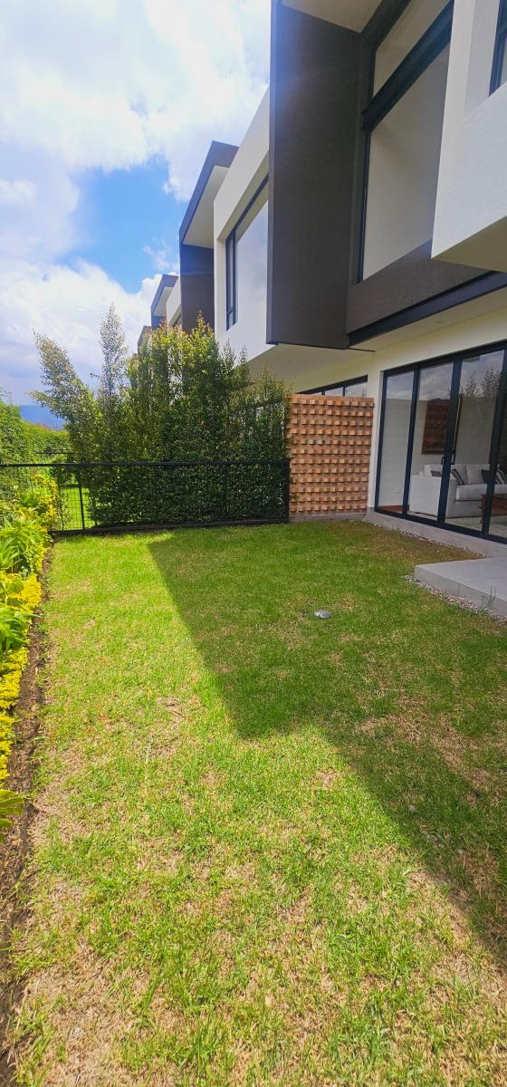 Casas de Venta a Estrenar en Tumbaco Viña Alta Bellavista — imagen 3