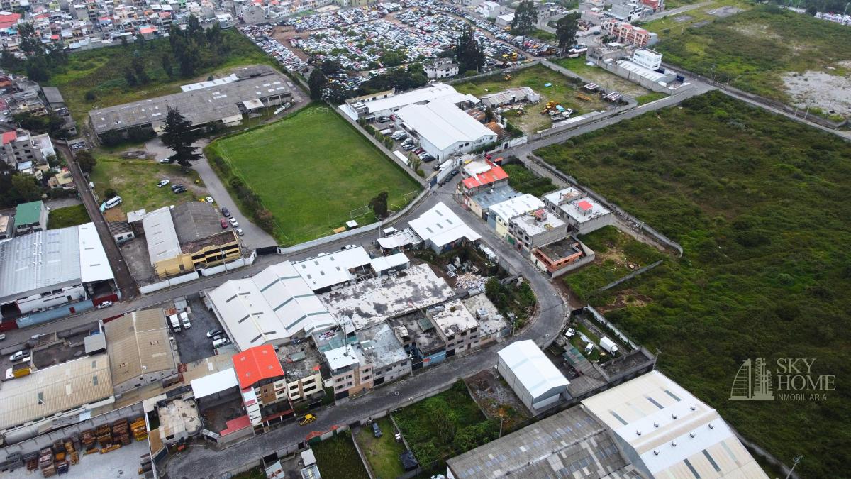 Venta Terreno Esquinero de 2.241 m² con Uso Industrial y Alto Potencial Comercial en Calderón — imagen 6