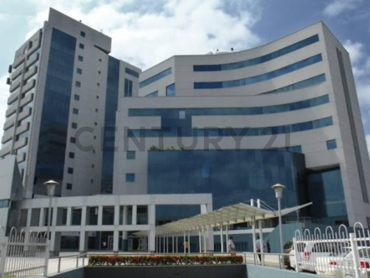 Venta de Parqueo en Centro Empresarial, Edificio Las Camaras, Alee, Guayas — imagen 9
