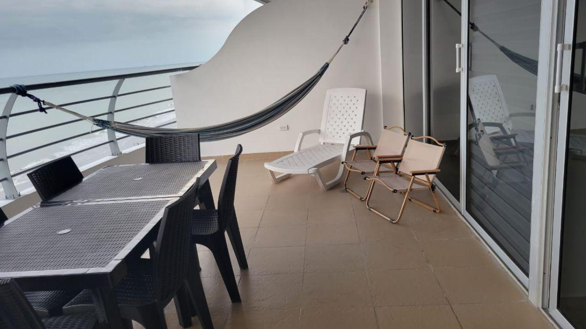 Departamento de Venta, Edificio Fountaine Blue, Tonsupa — imagen 3