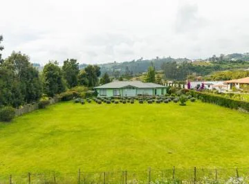 Oportunidad en Otavalo: Casa de Estreno + Extenso Terreno en Quichinche, Imbabura — imagen 5