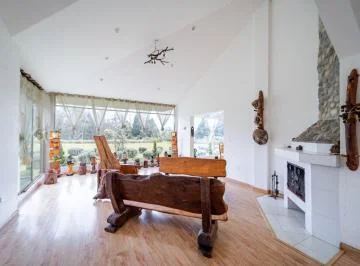 Oportunidad en Otavalo: Casa de Estreno + Extenso Terreno en Quichinche, Imbabura — imagen 3