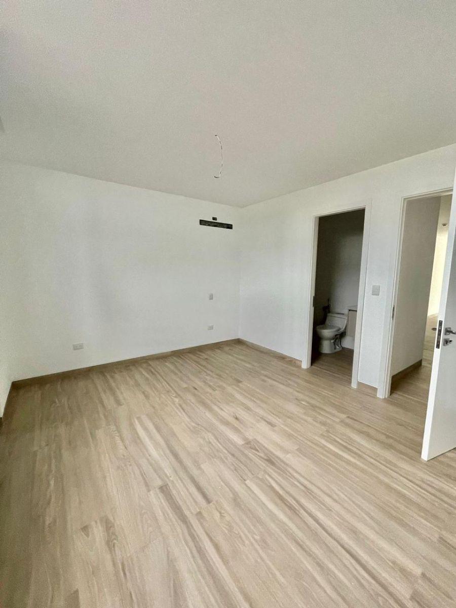 Vendo Departamento Planta Baja Samborondón, Guayas — imagen 2