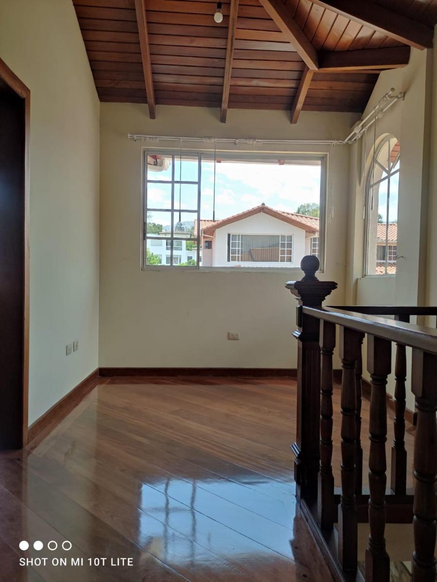 Casa de Venta en El Valle de Los Chillos Sector La Armenia — imagen 8