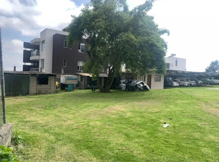 Venta 2575 m² Terreno y Casa 1254 m² Sector El Condado — imagen 1