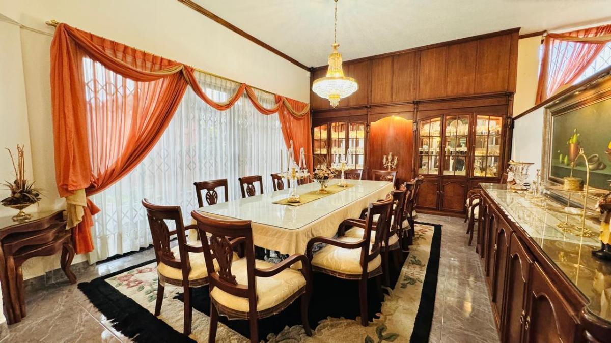Casa Rentera en Venta con Propiedad Horizontal en Monteserrin — imagen 5