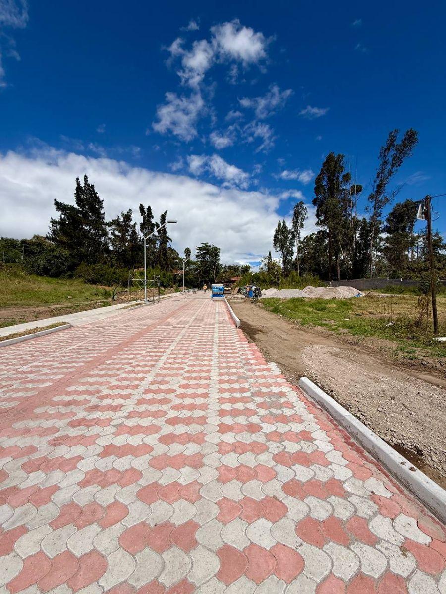 Terreno - en Venta - Tumbaco - 907 m² — imagen 2