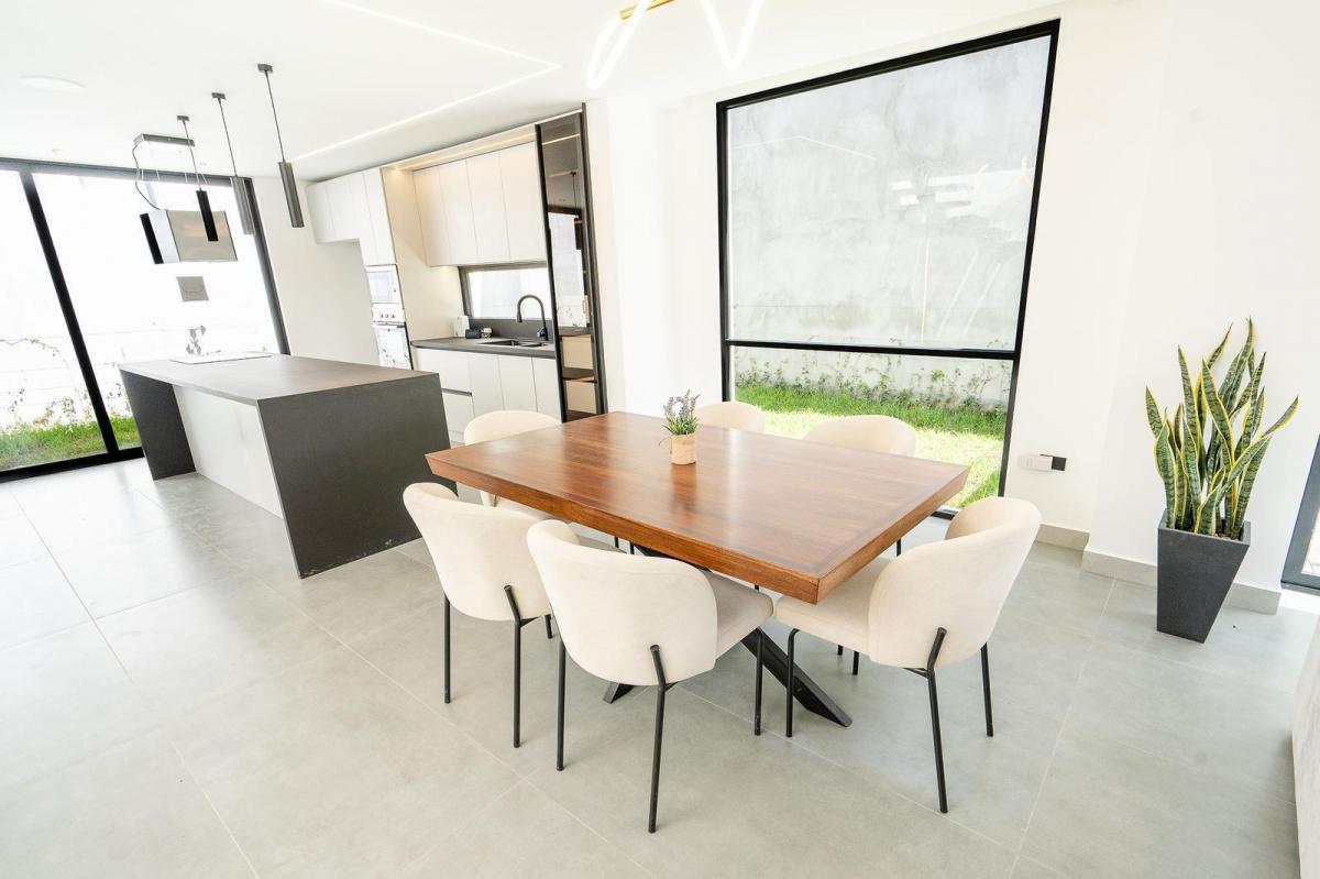 Cumbaya, Ruta Viva, Casa por Estrenar, Piscina, Gimnasio, Areas Verdes — imagen 8