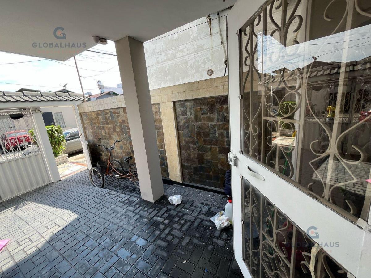 Venta de Casa en Cdla. La Garzota, 4 Habitaciones. m. H, Guayas — imagen 4