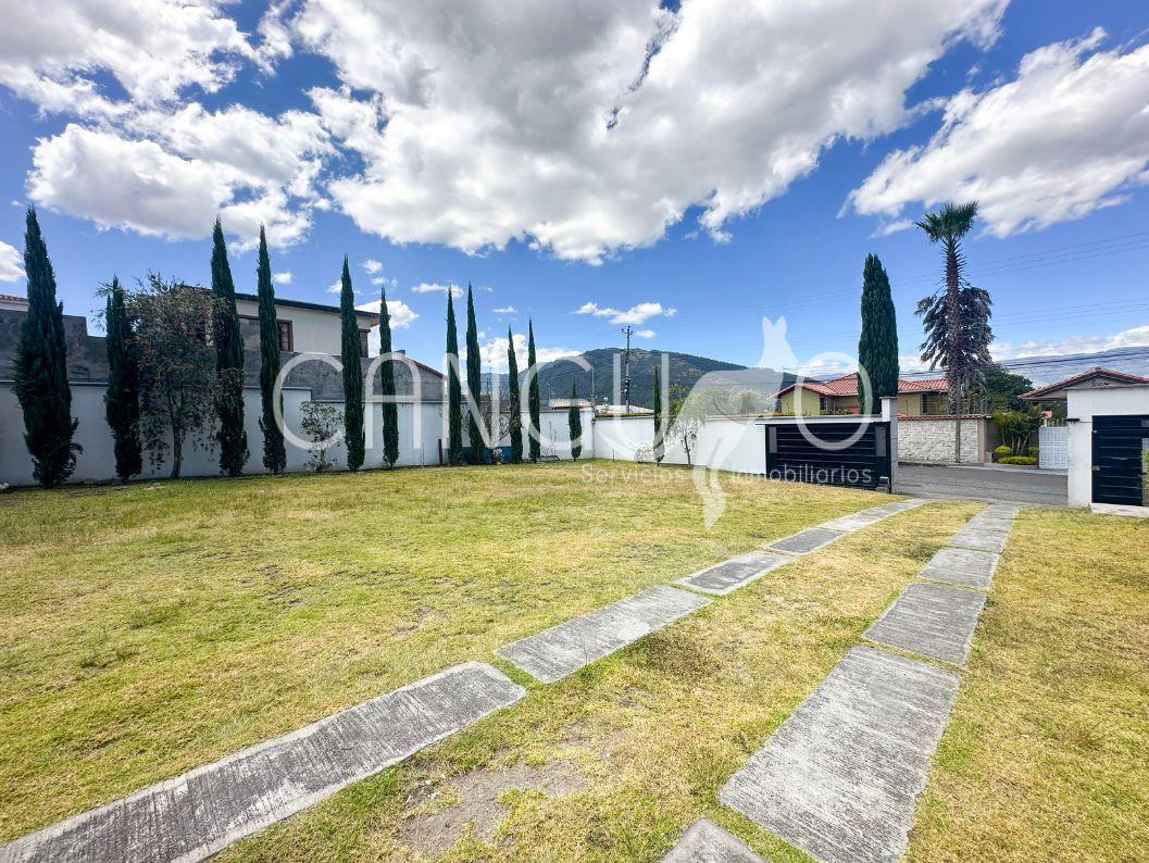 Amplio Terreno con Edificación en La Armenia Conocoto — imagen 10