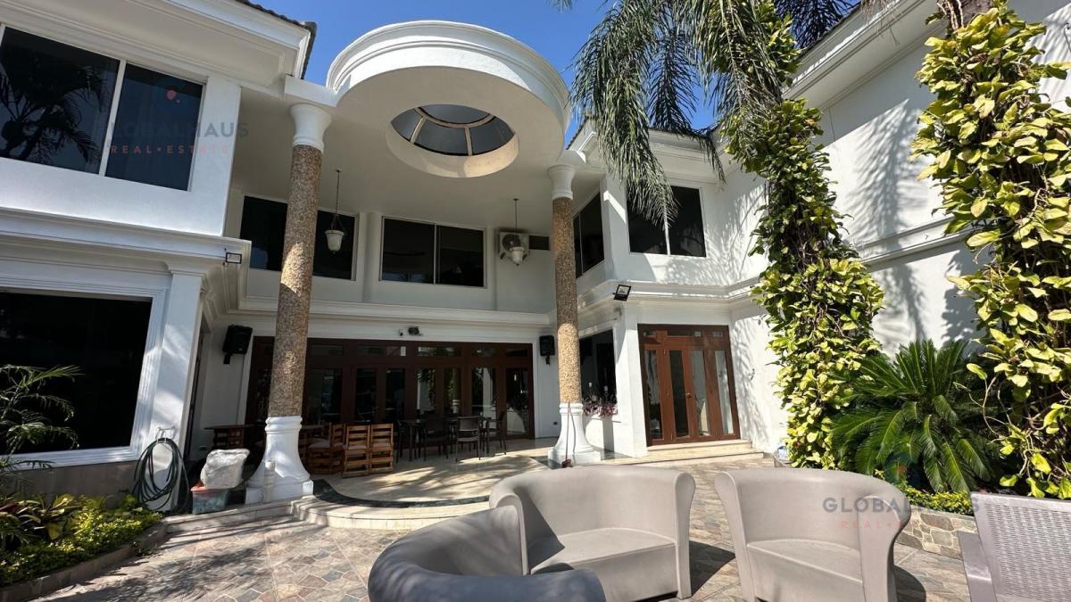 Venta de Casa con 6 Habitaciones en Vía a Samborondón, Urbanizacion Privada V. B. Guayas — imagen 4