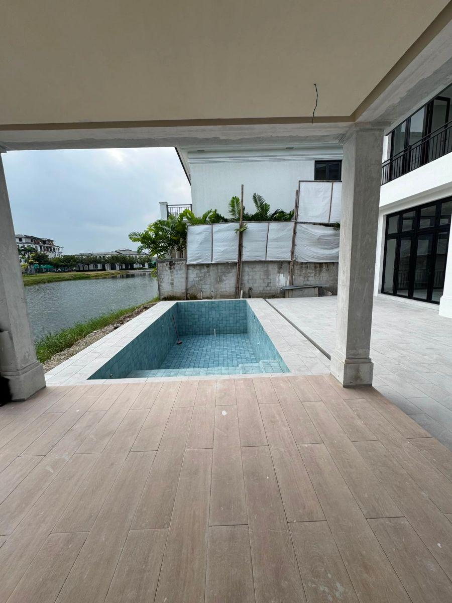 Casa de 510 m² con 4 Dorm. en Venta en Samborondón, Guayas — imagen 8
