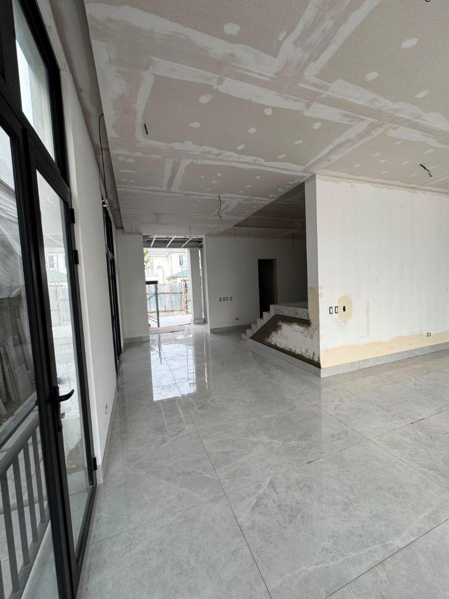 Casa de 510 m² con 4 Dorm. en Venta en Samborondón, Guayas — imagen 6